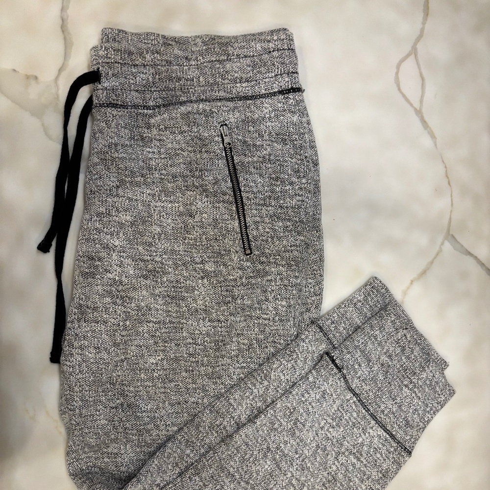 American Eagle Grey and Black Sweatpants Size L